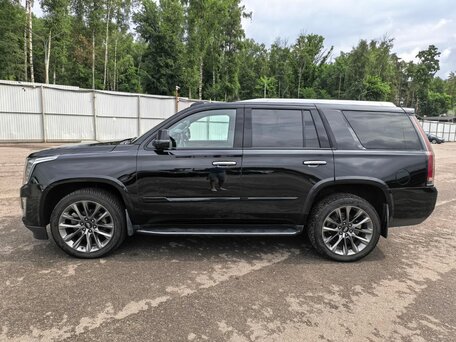 2019 Cadillac Escalade IV, чёрный, 3950000 рублей, вид 4