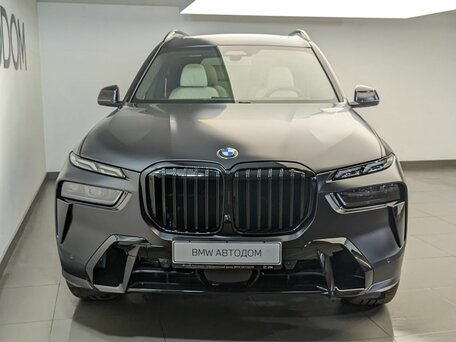 2025 BMW X7 40i I (G07) Рестайлинг, чёрный, 15350000 рублей, вид 2