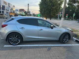 2018 Mazda 3 III (BM) Рестайлинг, серый, 1729000 рублей, вид 2