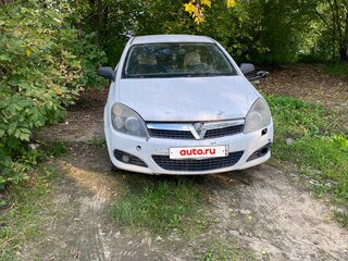 2011 Opel Astra GTC H Рестайлинг, белый, 320000 рублей, вид 2
