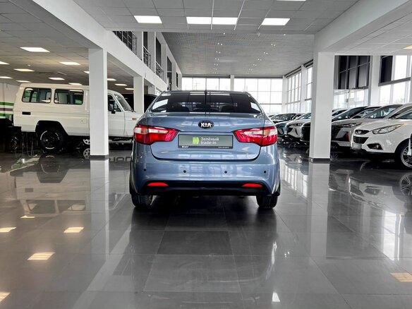 2013 Kia Rio 5-speed III, голубой, 745000 рублей - вид 3
