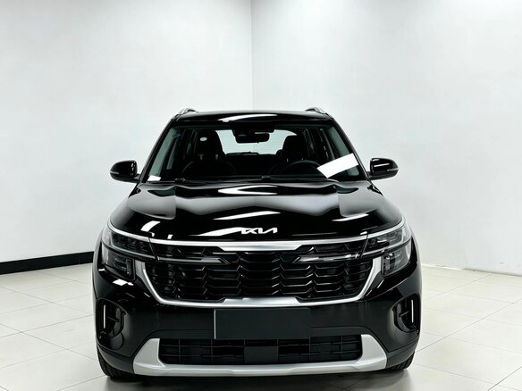 2023 Kia Seltos I Рестайлинг, чёрный - вид 2