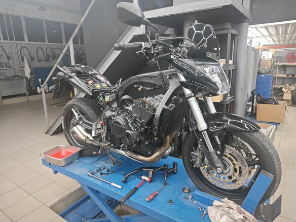 2010 Honda CB 600F Hornet, чёрный, 550000 рублей - вид 3