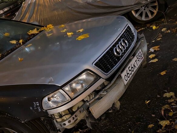 1997 Audi A8 I (D2), серый, 250000 рублей - вид 3