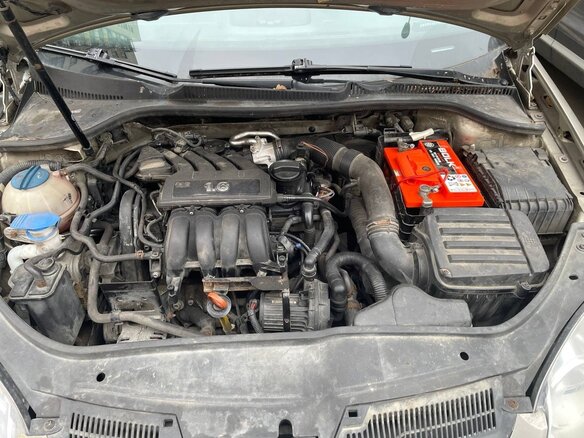2005 Volkswagen Golf V, бежевый, 550000 рублей - вид 21