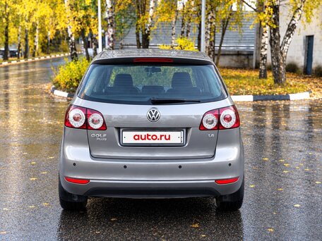 2010 Volkswagen Golf Plus II, бежевый, 565000 рублей, вид 5