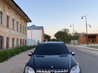 2009 Mercedes-Benz M-Класс 350 II (W164) Рестайлинг, чёрный, 1100000 рублей, вид 1