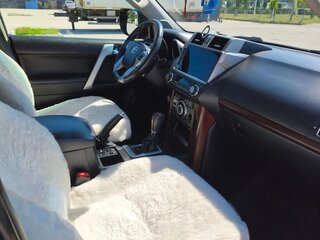 2015 Toyota Land Cruiser Prado 150 Series Рестайлинг 1, чёрный, 3800000 рублей, вид 5