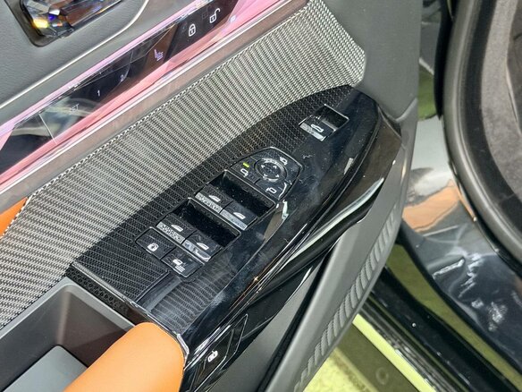 2025 BMW 7 серии 740d xDrive VII (G70), чёрный - вид 18