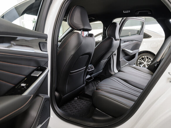 2026 Geely Preface I, белый, 3329990 рублей - вид 10