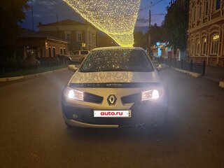 2006 Renault Megane II Рестайлинг, бежевый, 300000 рублей, вид 1
