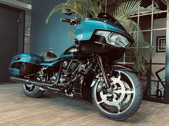 2026 Harley-Davidson Road Glide, зелёный, 4650000 рублей