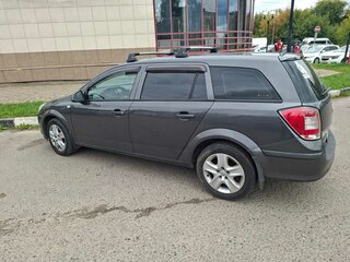 2011 Opel Astra H Рестайлинг, серый, 560000 рублей, вид 2