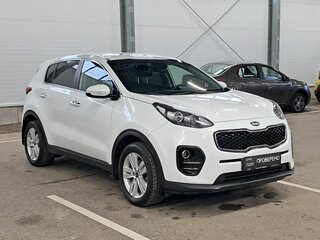 2018 Kia Sportage IV, белый, 1595000 рублей, вид 3