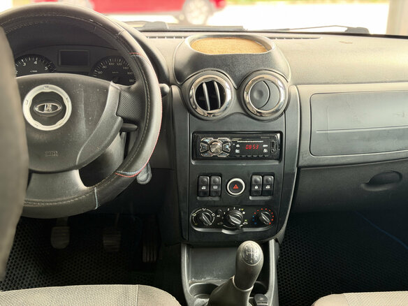 2014 Lada (ВАЗ) Largus I, серебристый, 505000 рублей - вид 9