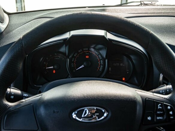 2019 Lada (ВАЗ) XRAY Cross I, белый, 710000 рублей - вид 15