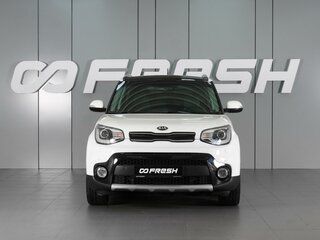 2017 Kia Soul II Рестайлинг, белый, 1840000 рублей, вид 3