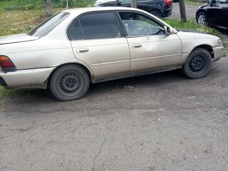 1992 Toyota Corolla VII (E100), бежевый, 120000 рублей, вид 2