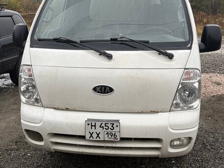 2012 Kia Bongo, белый, 900000 рублей, вид 2