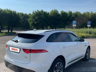 2017 Jaguar F-Pace I, белый, 2800000 рублей, вид 3