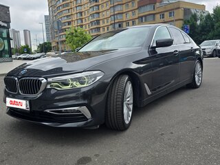 2019 BMW 5 серии 530i xDrive VII (G30/G31/G38), серый, 3799999 рублей, вид 3