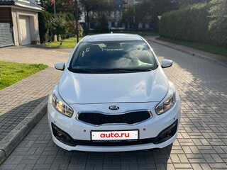 2018 Kia Ceed II Рестайлинг, белый, 1330000 рублей, вид 1