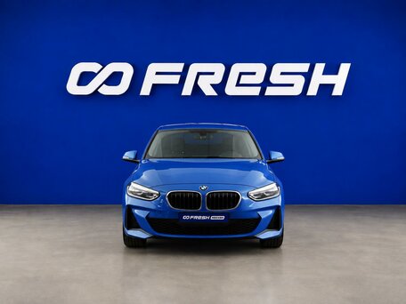 2021 BMW 1 серии 120i III (F52) Рестайлинг, синий, 2449632 рублей, вид 3