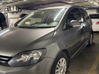 2013 Volkswagen Golf Plus II, серебристый, 700000 рублей, вид 1