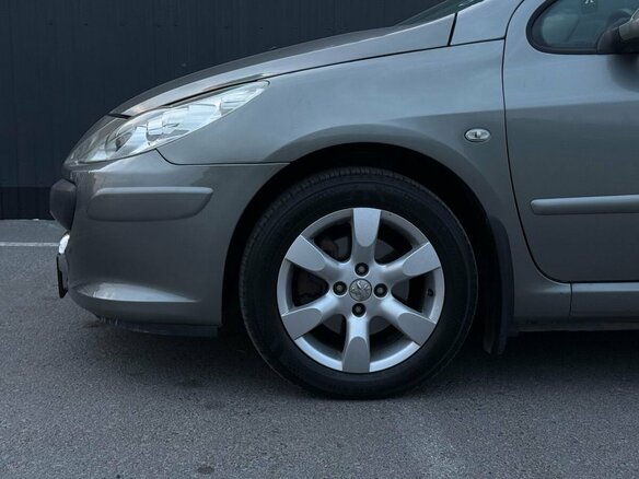 2007 Peugeot 307 I Рестайлинг, серый, 499000 рублей - вид 4