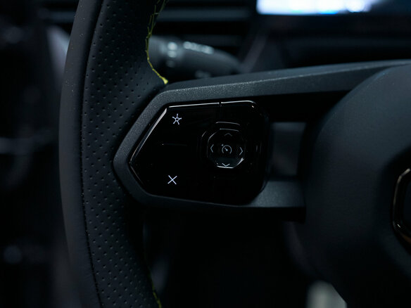 2026 Lynk & Co 07 GT I Рестайлинг, серый, 5690000 рублей - вид 26