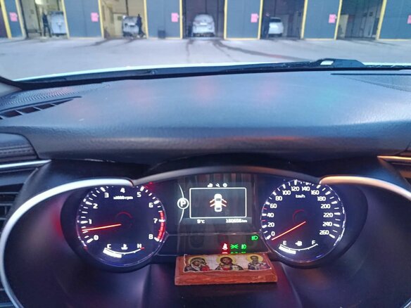 2014 Kia Optima III Рестайлинг, белый, 1400000 рублей - вид 8
