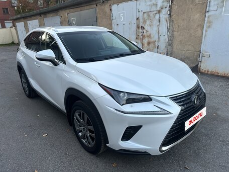 2019 Lexus NX 200 I Рестайлинг, белый, 3900000 рублей, вид 4