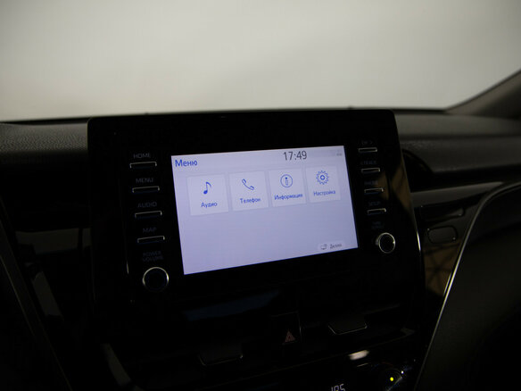 2021 Toyota Camry VIII (XV70) Рестайлинг, белый, 2799000 рублей - вид 16