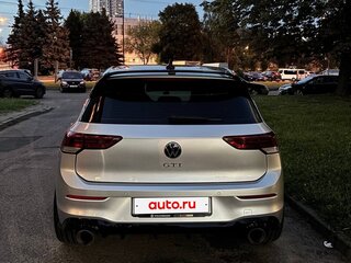 2023 Volkswagen Golf GTI VIII, серебристый, 2850000 рублей, вид 4