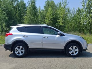 2013 Toyota RAV4 IV (XA40), серебристый, 1860000 рублей, вид 4