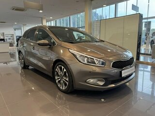 2013 Kia Ceed II, коричневый, 920000 рублей, вид 3