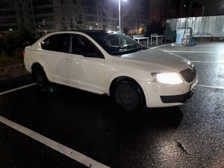 2015 Skoda Octavia III (A7), белый, 350000 рублей, вид 3
