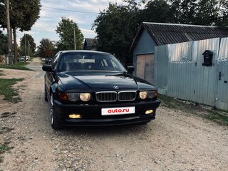 2000 BMW 7 серии 740i III (E38) Рестайлинг, чёрный, 2500000 рублей, вид 4