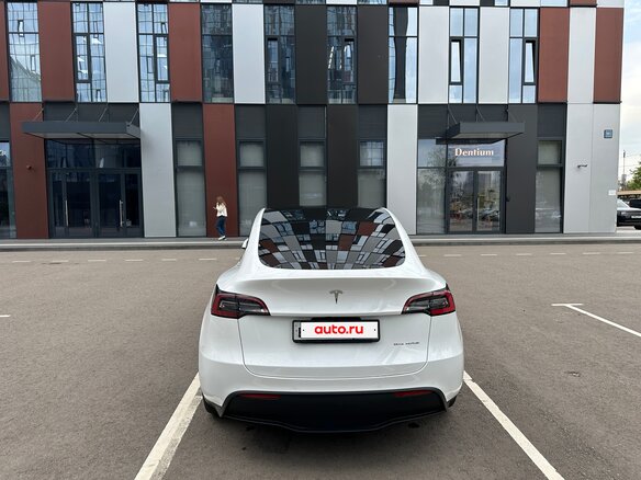 2020 Tesla Model Y Long Range I, белый - вид 7