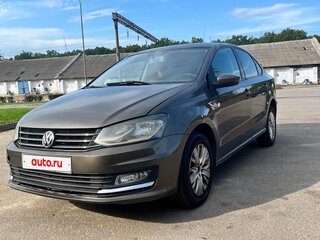 2015 Volkswagen Polo V Рестайлинг, коричневый, 425000 рублей, вид 2