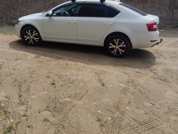 2015 Skoda Octavia III (A7), белый, 820000 рублей - вид 17