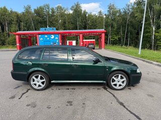 2001 Skoda Octavia I (A4) Рестайлинг, зелёный, 370000 рублей, вид 4