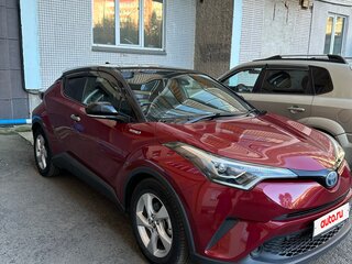 2018 Toyota C-HR I, красный, 2000000 рублей, вид 1