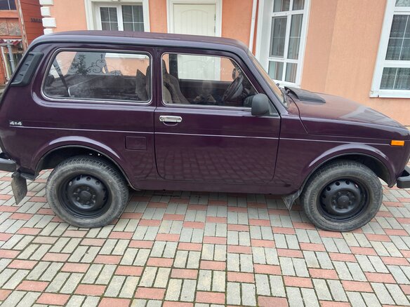 2001 Lada (ВАЗ) 2121 (4x4) I Рестайлинг, фиолетовый, 375000 рублей - вид 1