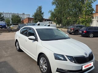 2019 Skoda Octavia III (A7) Рестайлинг, белый, 1500000 рублей, вид 5