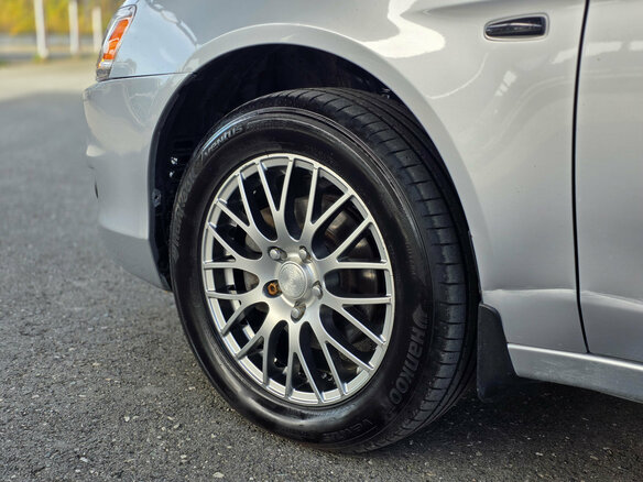 2010 Mitsubishi Lancer X, серебристый, 699900 рублей - вид 13