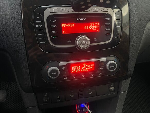 2007 Ford Focus II, чёрный, 390000 рублей - вид 9