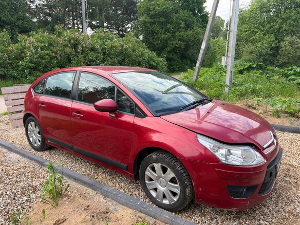 2010 Citroen C4 I Рестайлинг, красный, 330000 рублей