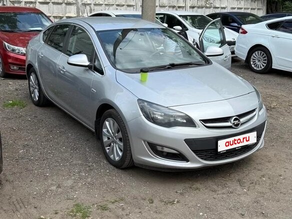 2014 Opel Astra J Рестайлинг, серый, 800000 рублей - вид 3