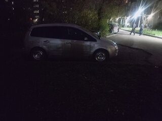 2004 Ford C-MAX I, серебристый, 420000 рублей, вид 3